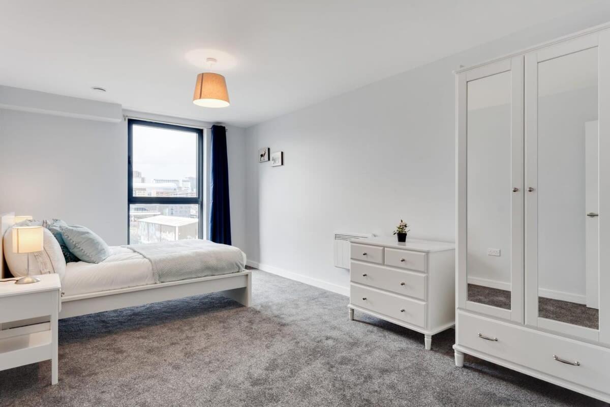 Apartment Contemporary 1 Bedroom Flat In Birmingham